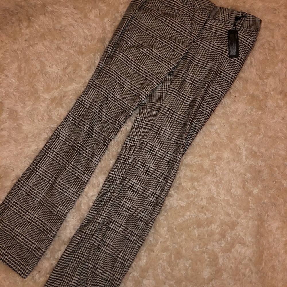 Express Pants - Picture 7 of 7